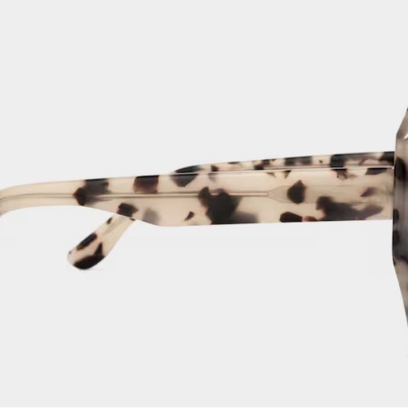 Hugh Glasses Light-Tortoise Glasses - Picture 4 of 7